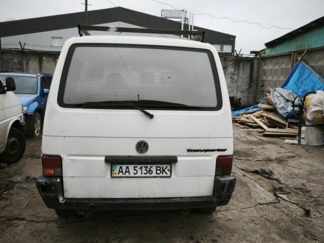 Фольксваген Transporter 1991 в Борисполе на Automoto.ua Белый Фольксваген Transporter, объемом двигателя 2.4 л и пробегом 300 тыс. км за 2700 $, фото 4 на Automoto.ua