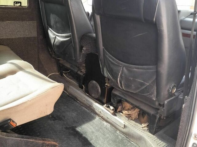 Белый Фольксваген Transporter, объемом двигателя 1.9 л и пробегом 500 тыс. км за 4999 $, фото 7 на Automoto.ua