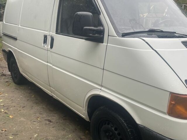 Фольксваген Transporter 1993 в Львове на Automoto.ua Белый Фольксваген Transporter, объемом двигателя 1.9 л и пробегом 490 тыс. км за 3000 $, фото 1 на Automoto.ua