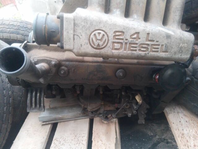 Белый Фольксваген Transporter, объемом двигателя 2.4 л и пробегом 500 тыс. км за 3600 $, фото 16 на Automoto.ua