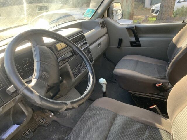 Білий Фольксваген Transporter, об'ємом двигуна 1.9 л та пробігом 200 тис. км за 2000 $, фото 3 на Automoto.ua