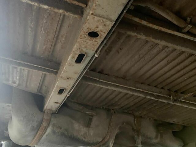 Белый Фольксваген Transporter, объемом двигателя 0 л и пробегом 370 тыс. км за 1900 $, фото 7 на Automoto.ua