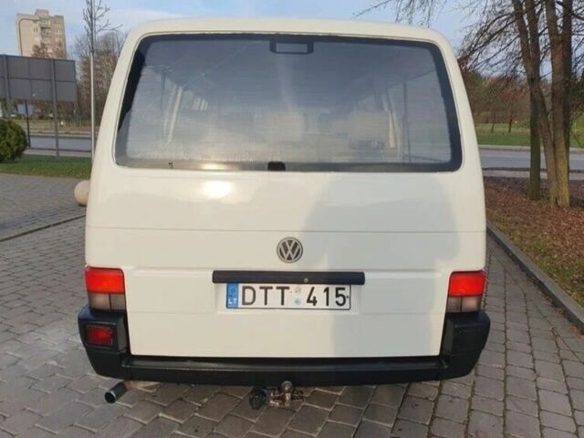 Белый Фольксваген Transporter, объемом двигателя 2.4 л и пробегом 273 тыс. км за 1800 $, фото 4 на Automoto.ua