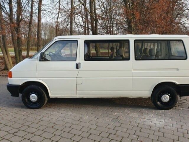 Белый Фольксваген Transporter, объемом двигателя 2.4 л и пробегом 273 тыс. км за 1800 $, фото 5 на Automoto.ua