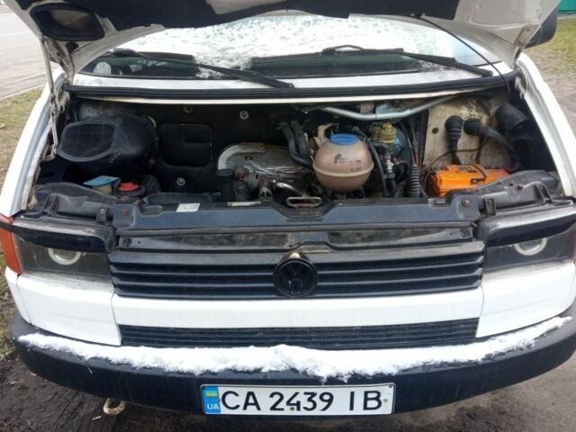 Білий Фольксваген Transporter, об'ємом двигуна 1.9 л та пробігом 250 тис. км за 3900 $, фото 9 на Automoto.ua