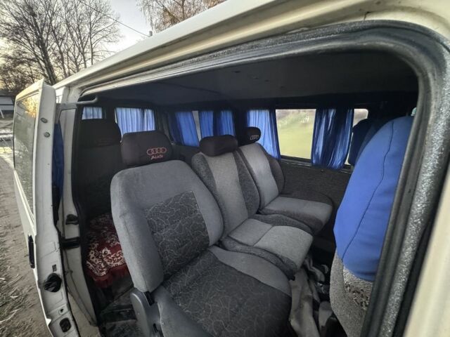 Белый Фольксваген Transporter, объемом двигателя 2.4 л и пробегом 250 тыс. км за 2500 $, фото 6 на Automoto.ua