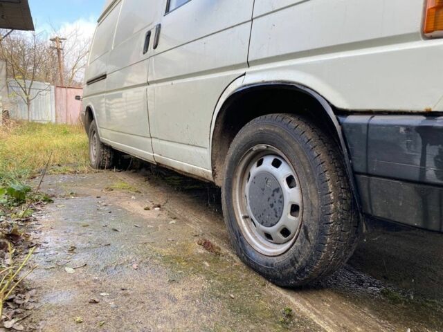 Білий Фольксваген Transporter, об'ємом двигуна 2.4 л та пробігом 3 тис. км за 5500 $, фото 5 на Automoto.ua