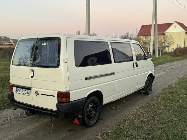 Белый Фольксваген Transporter, объемом двигателя 2.4 л и пробегом 250 тыс. км за 2500 $, фото 5 на Automoto.ua