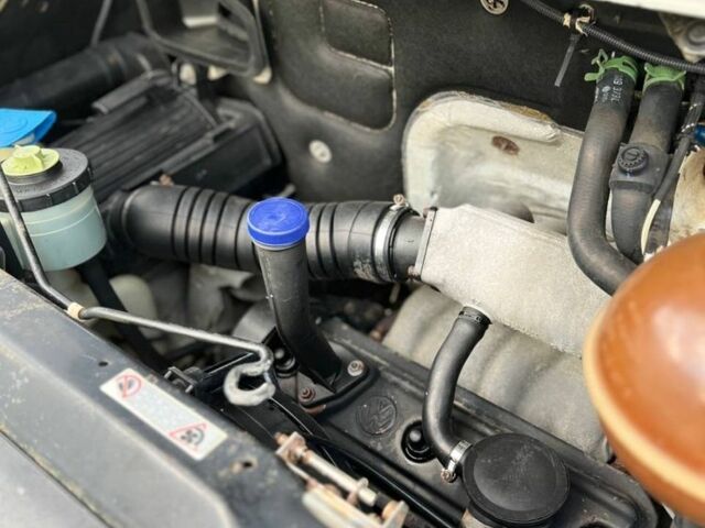 Белый Фольксваген Transporter, объемом двигателя 1.9 л и пробегом 250 тыс. км за 3100 $, фото 5 на Automoto.ua