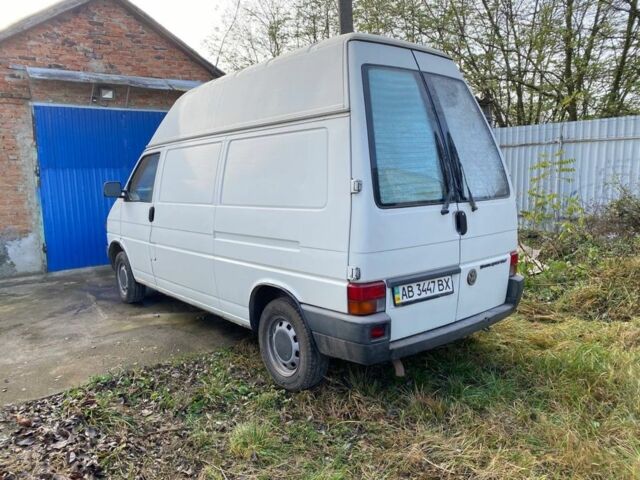 Білий Фольксваген Transporter, об'ємом двигуна 2.4 л та пробігом 3 тис. км за 5500 $, фото 3 на Automoto.ua