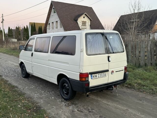 Белый Фольксваген Transporter, объемом двигателя 2.4 л и пробегом 250 тыс. км за 2500 $, фото 3 на Automoto.ua