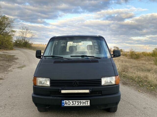Белый Фольксваген Transporter, объемом двигателя 1.9 л и пробегом 250 тыс. км за 3100 $, фото 1 на Automoto.ua