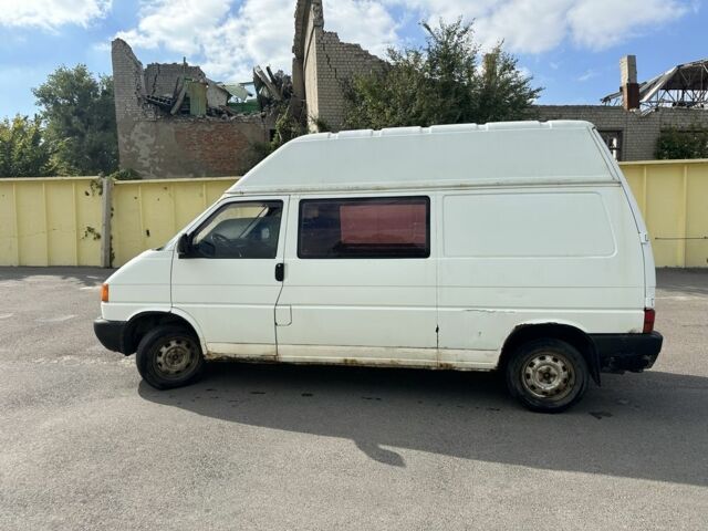 Білий Фольксваген Transporter, об'ємом двигуна 2.4 л та пробігом 299 тис. км за 2350 $, фото 7 на Automoto.ua
