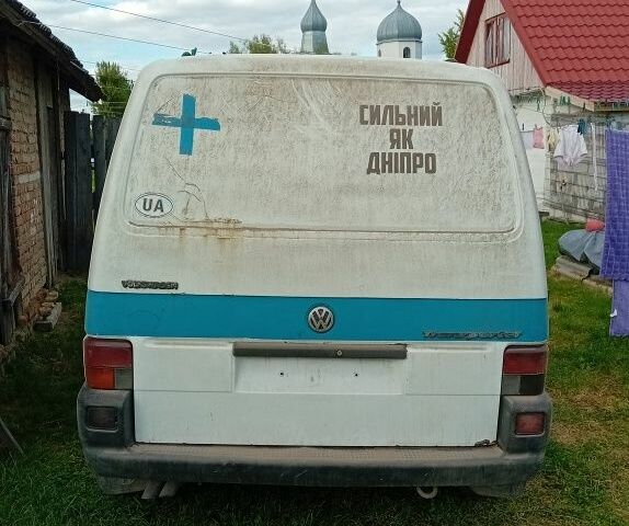 Белый Фольксваген Transporter, объемом двигателя 9 л и пробегом 460 тыс. км за 2374 $, фото 3 на Automoto.ua