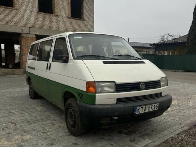 Белый Фольксваген Transporter, объемом двигателя 2.5 л и пробегом 411 тыс. км за 2699 $, фото 1 на Automoto.ua