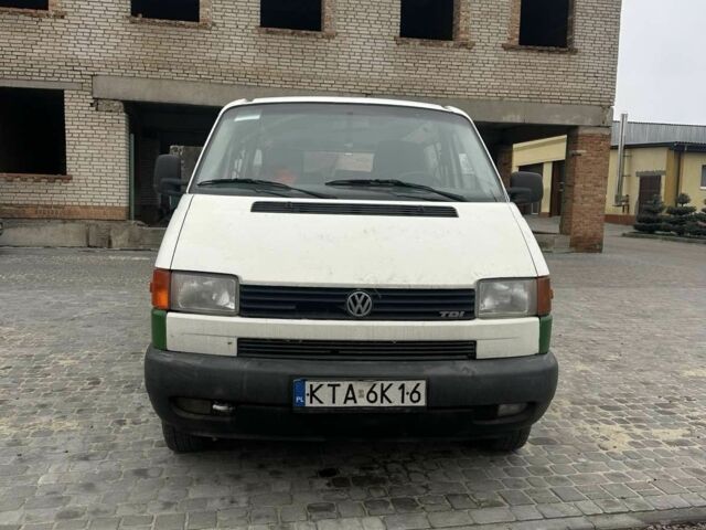 Белый Фольксваген Transporter, объемом двигателя 2.5 л и пробегом 411 тыс. км за 2699 $, фото 3 на Automoto.ua