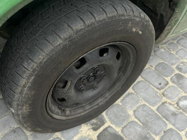 Белый Фольксваген Transporter, объемом двигателя 2.5 л и пробегом 411 тыс. км за 2699 $, фото 11 на Automoto.ua