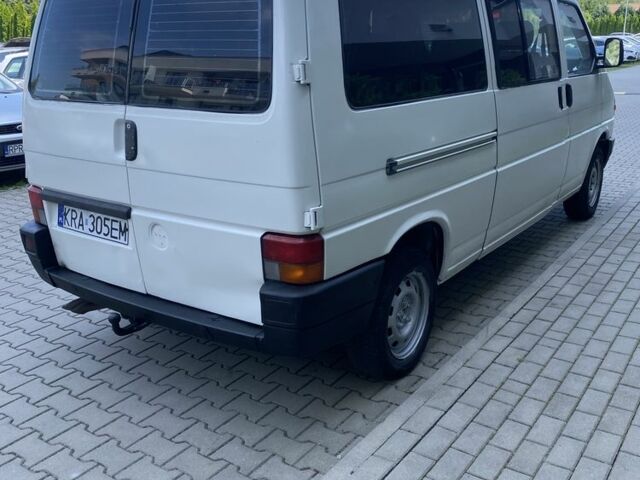 Білий Фольксваген Transporter, об'ємом двигуна 2.5 л та пробігом 450 тис. км за 2700 $, фото 2 на Automoto.ua