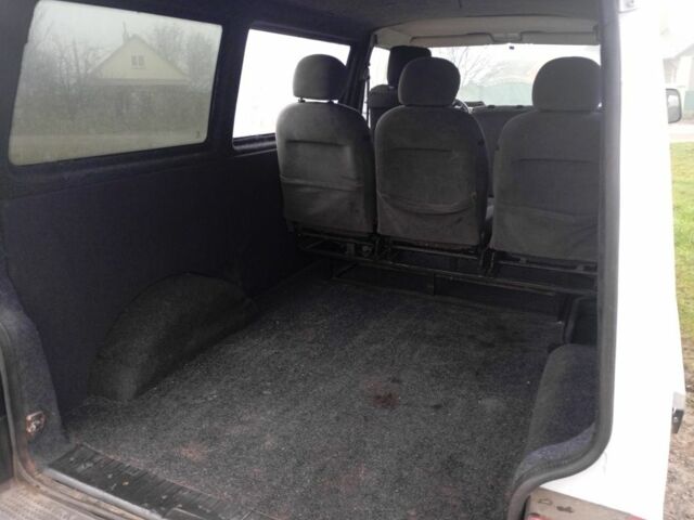 Белый Фольксваген Transporter, объемом двигателя 2.4 л и пробегом 450 тыс. км за 3350 $, фото 7 на Automoto.ua