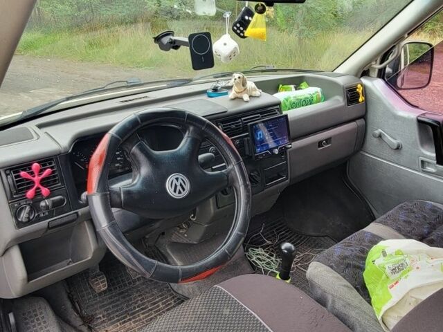 Білий Фольксваген Transporter, об'ємом двигуна 1.9 л та пробігом 300 тис. км за 3750 $, фото 4 на Automoto.ua