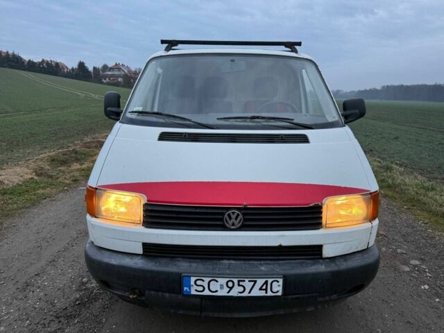 Белый Фольксваген Transporter, объемом двигателя 0 л и пробегом 400 тыс. км за 2698 $, фото 1 на Automoto.ua