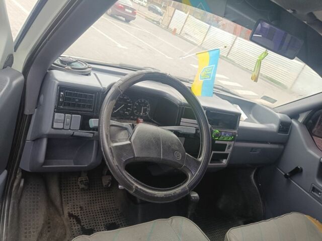 Белый Фольксваген Transporter, объемом двигателя 1.9 л и пробегом 300 тыс. км за 2650 $, фото 6 на Automoto.ua