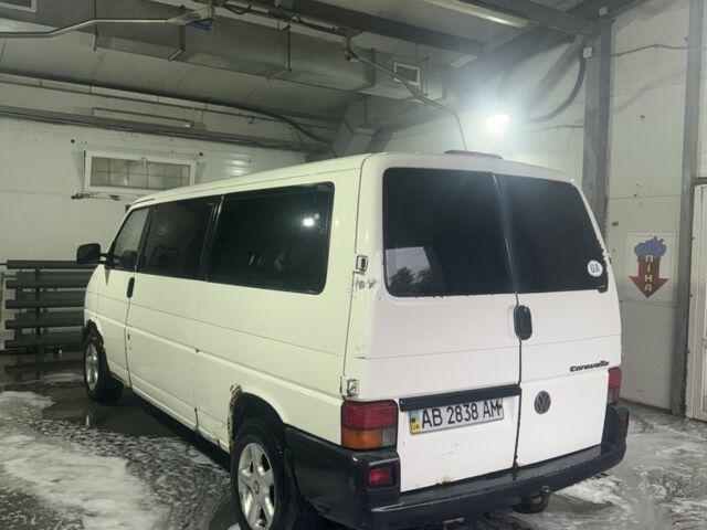 Білий Фольксваген Transporter, об'ємом двигуна 2.4 л та пробігом 399 тис. км за 3950 $, фото 2 на Automoto.ua