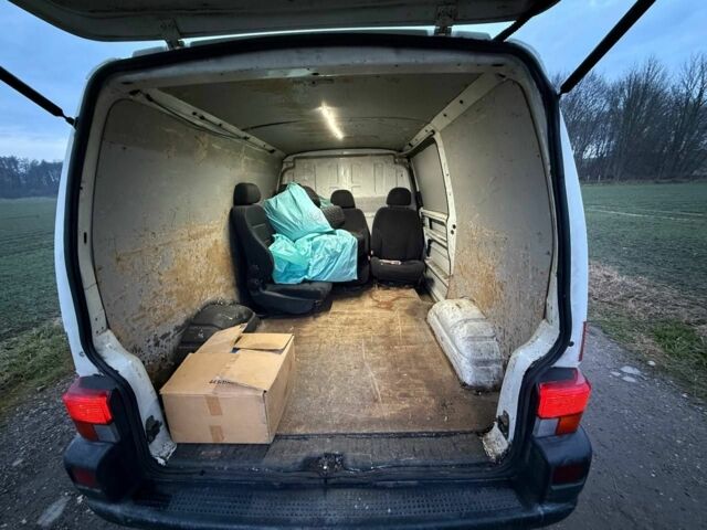 Белый Фольксваген Transporter, объемом двигателя 0 л и пробегом 400 тыс. км за 2698 $, фото 10 на Automoto.ua