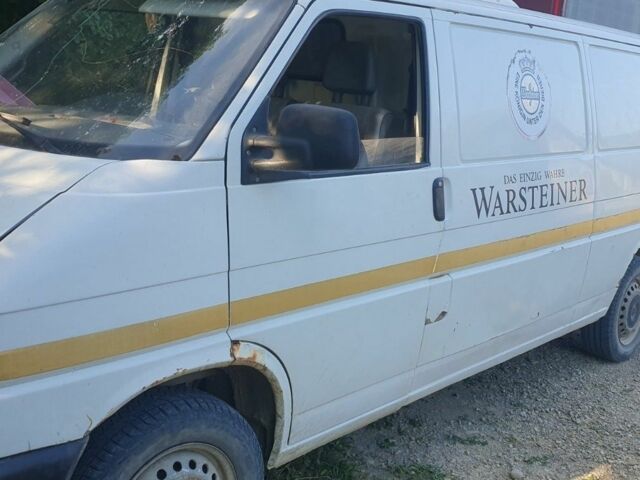 Белый Фольксваген Transporter, объемом двигателя 0 л и пробегом 400 тыс. км за 2900 $, фото 1 на Automoto.ua