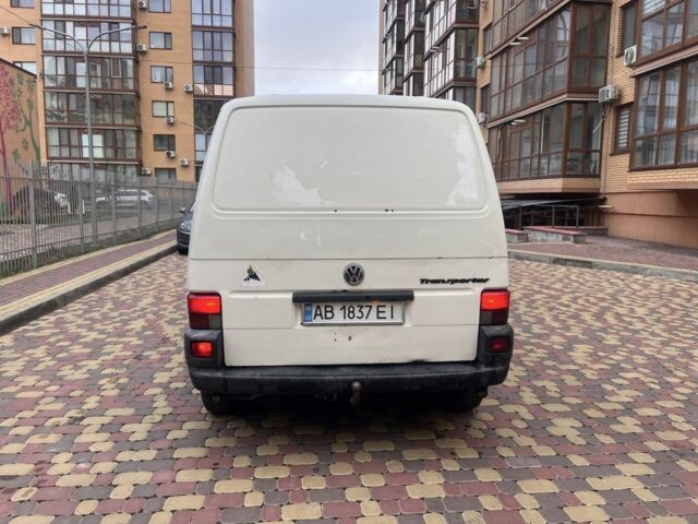 Білий Фольксваген Transporter, об'ємом двигуна 1.9 л та пробігом 419 тис. км за 2990 $, фото 4 на Automoto.ua