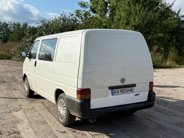 Білий Фольксваген Transporter, об'ємом двигуна 1.9 л та пробігом 300 тис. км за 4000 $, фото 5 на Automoto.ua