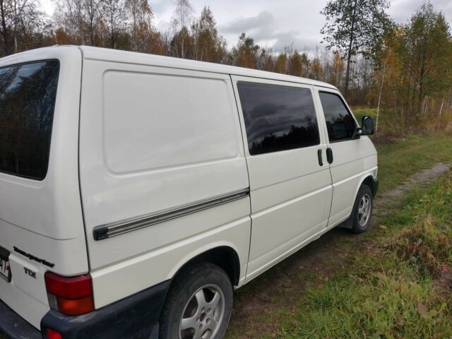 Белый Фольксваген Transporter, объемом двигателя 1.9 л и пробегом 409 тыс. км за 5500 $, фото 4 на Automoto.ua