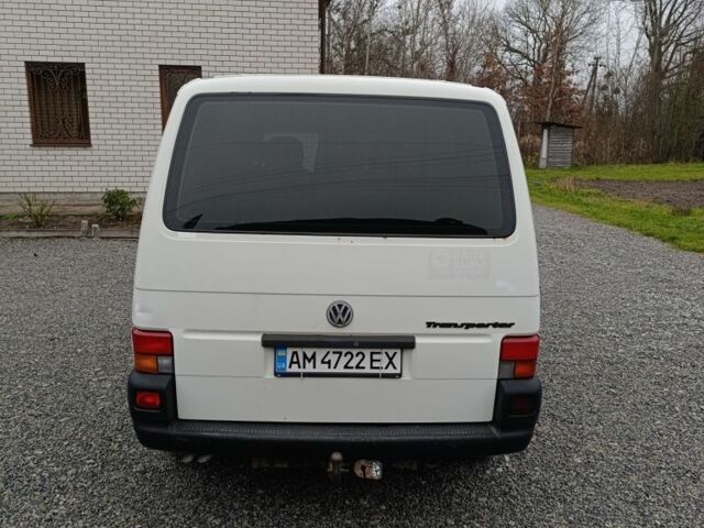 Білий Фольксваген Transporter, об'ємом двигуна 1.9 л та пробігом 356 тис. км за 5200 $, фото 1 на Automoto.ua
