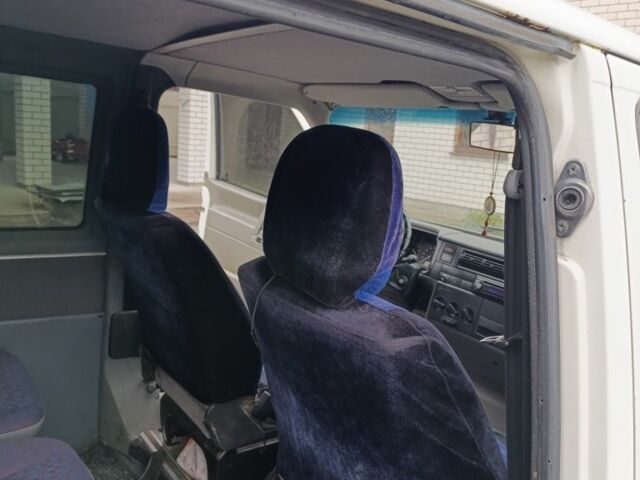 Білий Фольксваген Transporter, об'ємом двигуна 1.9 л та пробігом 356 тис. км за 5200 $, фото 5 на Automoto.ua