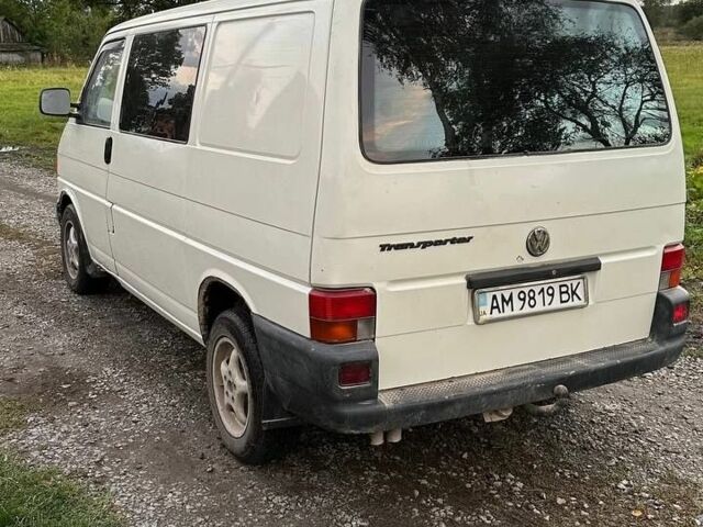 Білий Фольксваген Transporter, об'ємом двигуна 1.9 л та пробігом 380 тис. км за 4500 $, фото 7 на Automoto.ua