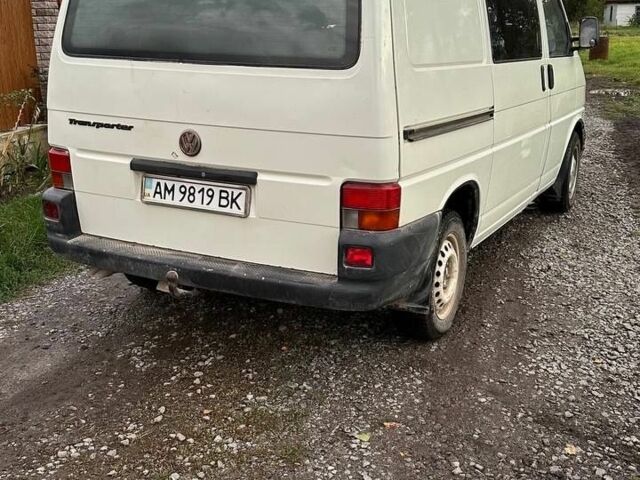 Білий Фольксваген Transporter, об'ємом двигуна 1.9 л та пробігом 380 тис. км за 4500 $, фото 6 на Automoto.ua