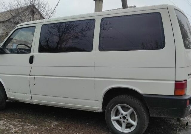 Белый Фольксваген Transporter, объемом двигателя 1.9 л и пробегом 430 тыс. км за 4400 $, фото 3 на Automoto.ua