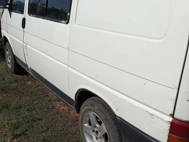 Белый Фольксваген Transporter, объемом двигателя 1.9 л и пробегом 240 тыс. км за 4500 $, фото 3 на Automoto.ua