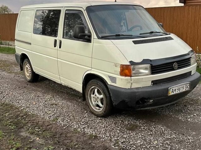 Білий Фольксваген Transporter, об'ємом двигуна 1.9 л та пробігом 380 тис. км за 4500 $, фото 3 на Automoto.ua