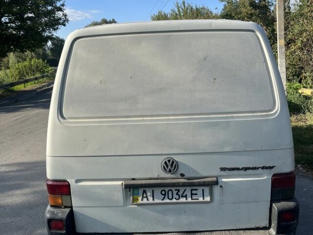 Білий Фольксваген Transporter, об'ємом двигуна 1.9 л та пробігом 380 тис. км за 3300 $, фото 2 на Automoto.ua