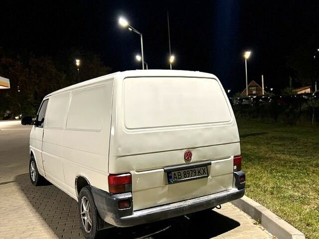 Білий Фольксваген Transporter, об'ємом двигуна 1.9 л та пробігом 300 тис. км за 3200 $, фото 2 на Automoto.ua