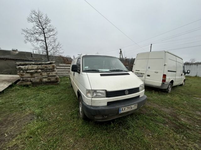 Белый Фольксваген Transporter, объемом двигателя 1.9 л и пробегом 200 тыс. км за 1600 $, фото 5 на Automoto.ua
