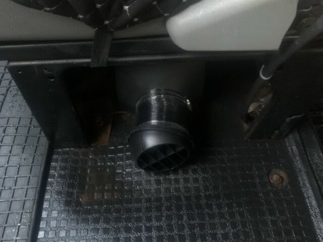 Белый Фольксваген Transporter, объемом двигателя 2.5 л и пробегом 290 тыс. км за 6300 $, фото 16 на Automoto.ua