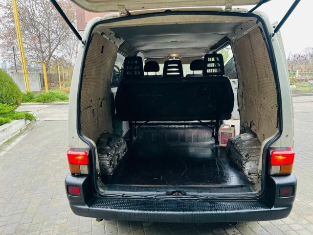 Белый Фольксваген Transporter, объемом двигателя 1.9 л и пробегом 100 тыс. км за 3250 $, фото 12 на Automoto.ua