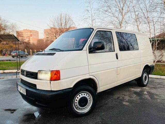 Білий Фольксваген Transporter, об'ємом двигуна 1.9 л та пробігом 200 тис. км за 3650 $, фото 4 на Automoto.ua