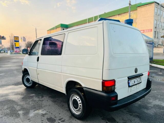 Білий Фольксваген Transporter, об'ємом двигуна 1.9 л та пробігом 200 тис. км за 3650 $, фото 3 на Automoto.ua