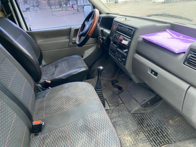 Білий Фольксваген Transporter, об'ємом двигуна 2.5 л та пробігом 2 тис. км за 4350 $, фото 6 на Automoto.ua