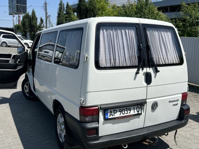 Білий Фольксваген Transporter, об'ємом двигуна 2.5 л та пробігом 422 тис. км за 6672 $, фото 2 на Automoto.ua