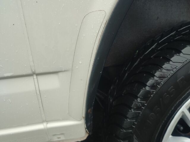 Білий Фольксваген Transporter, об'ємом двигуна 2.5 л та пробігом 300 тис. км за 7500 $, фото 4 на Automoto.ua