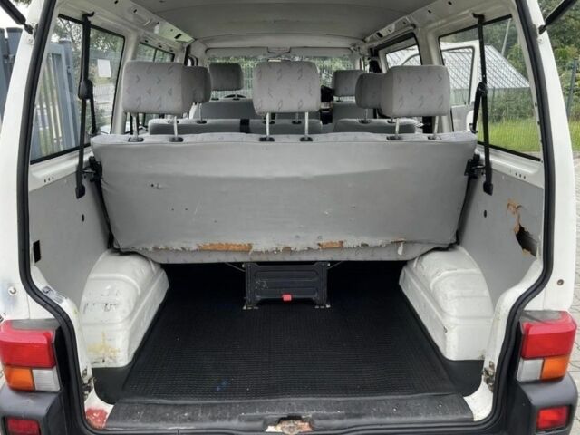 Белый Фольксваген Transporter, объемом двигателя 0 л и пробегом 290 тыс. км за 2350 $, фото 6 на Automoto.ua